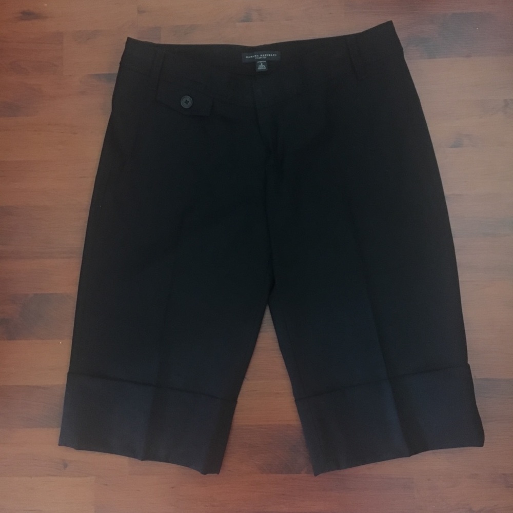 Banana republic shorts!